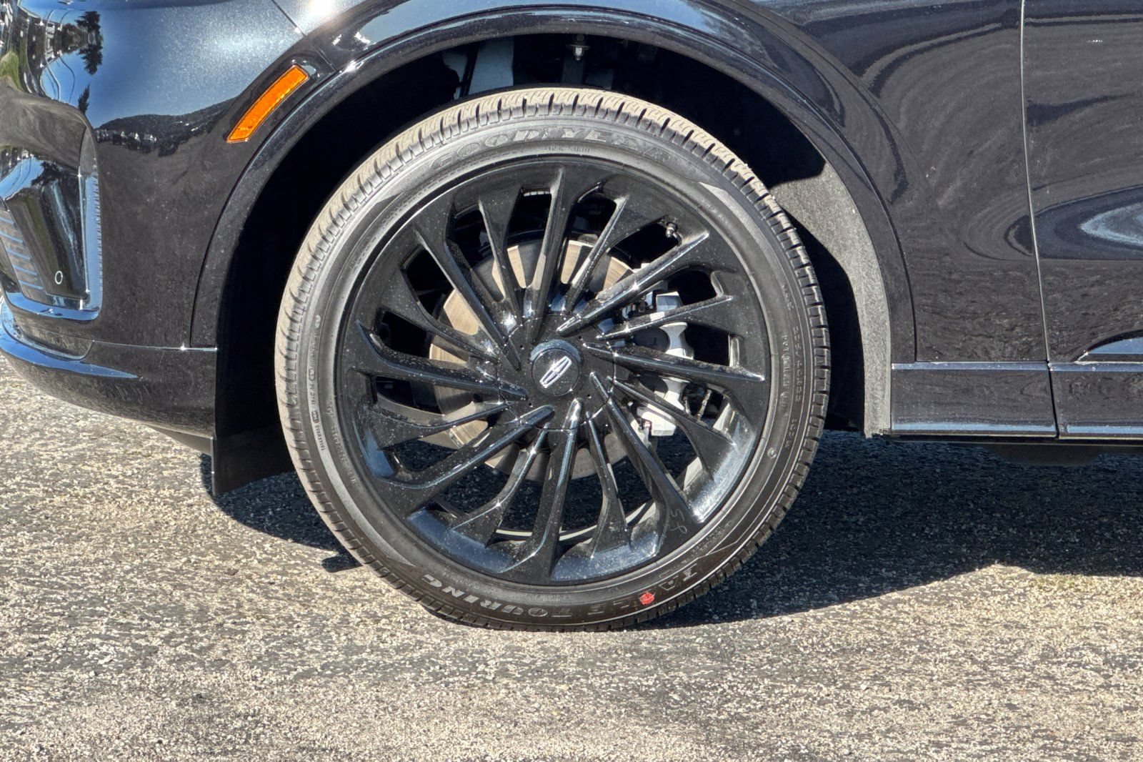New 2026 Lincoln Aviator Reserve AWD/4WD image 25