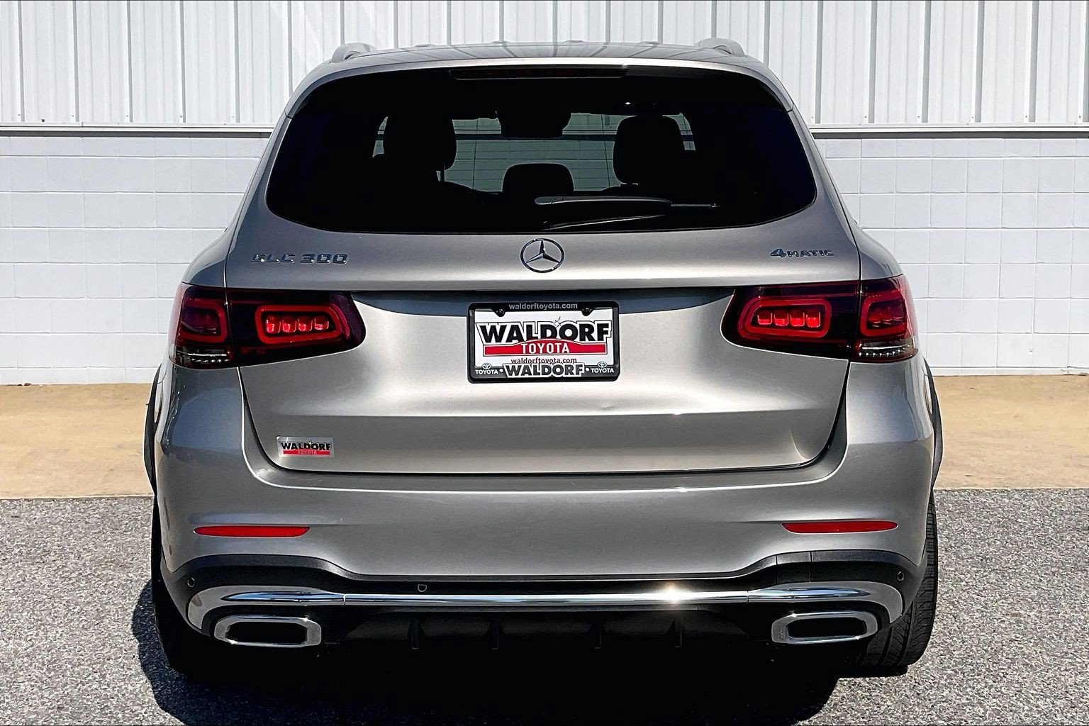 Used 2021 Mercedes-Benz GLC 300 4MATIC image 5