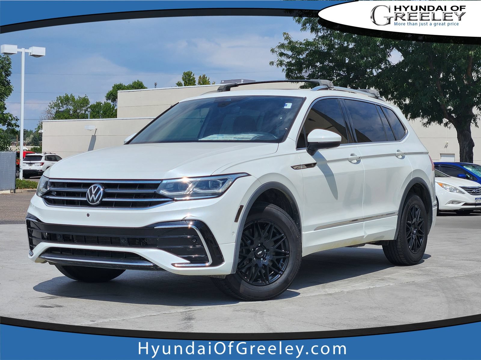 Used 2023 Volkswagen Tiguan SEL R-Line AWD/4WD image 1