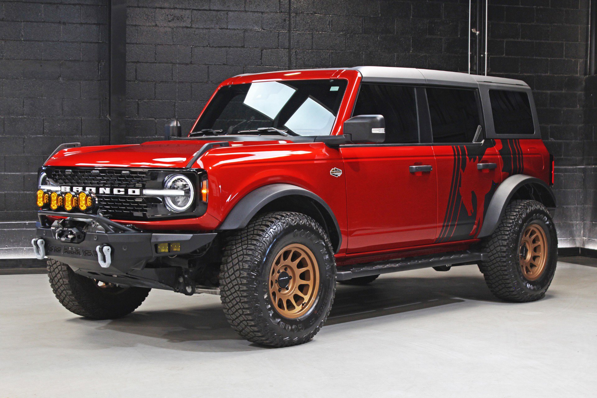 Used 2023 Ford Bronco Wildtrak AWD/4WD image 6