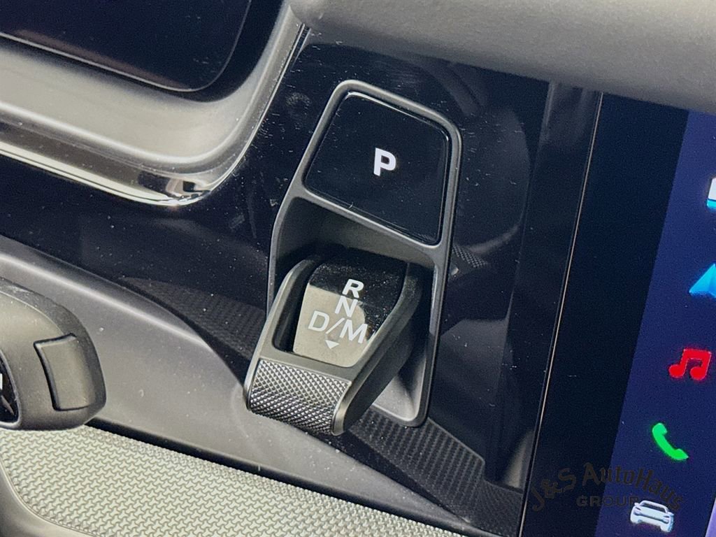 Used 2024 Porsche Cayenne S image 22