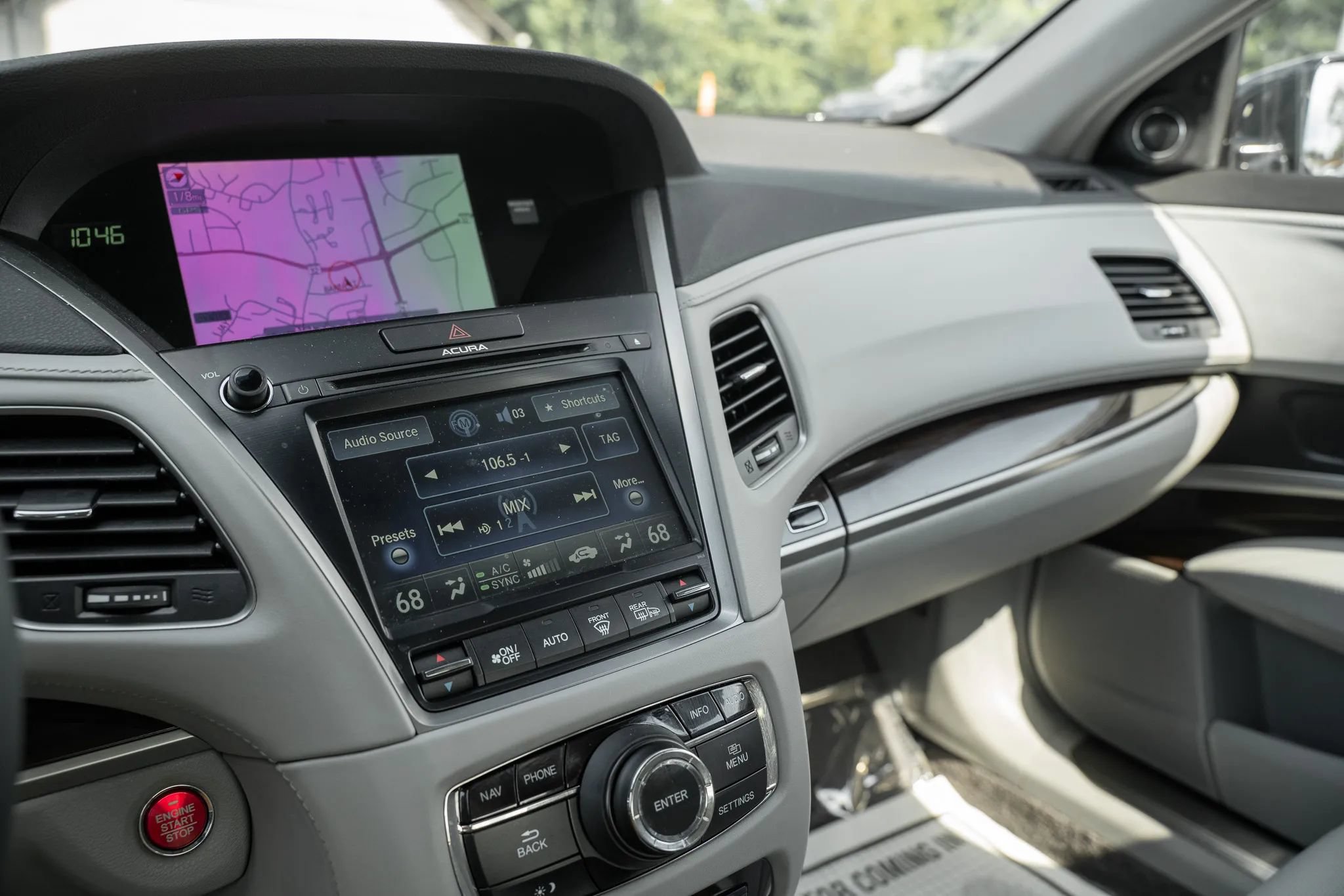 Used 2015 Acura RLX w/ Technology Package FWD image 21