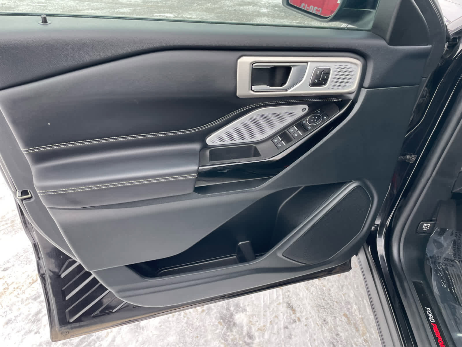 Used 2024 Ford Explorer ST w/ Equipment Group 401A image 12