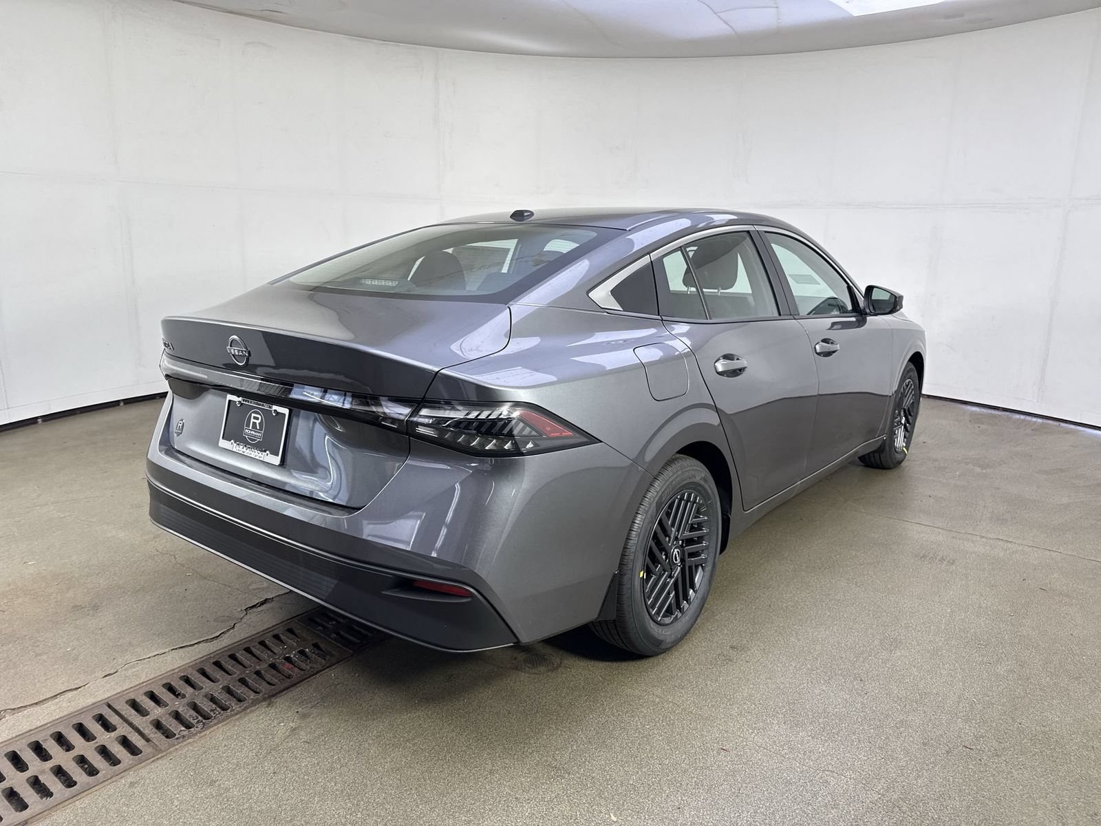 New 2026 Nissan Sentra SV w/ SV Convenience Package FWD image 33