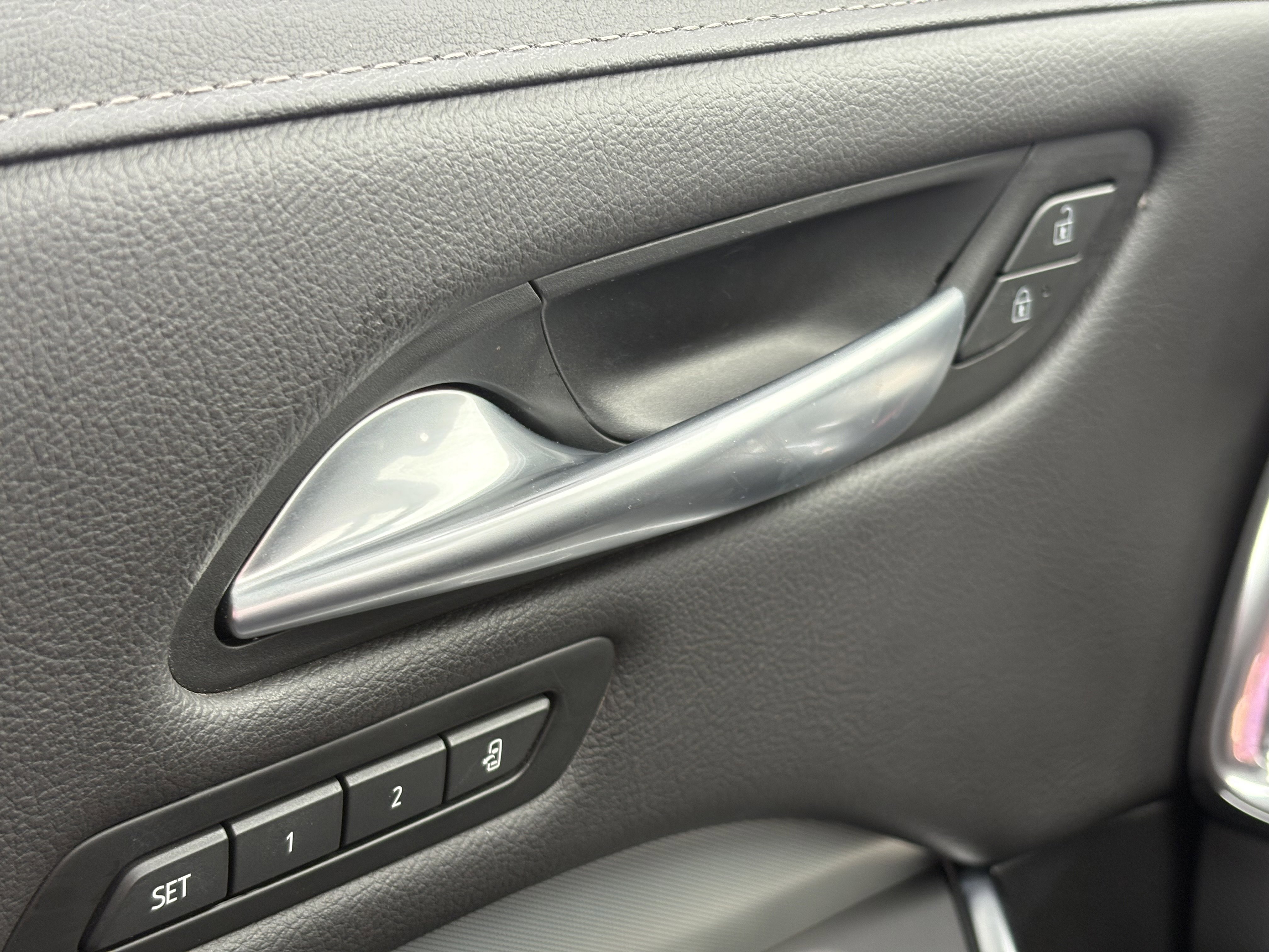 Certified 2023 Cadillac XT4 Premium Luxury image 30