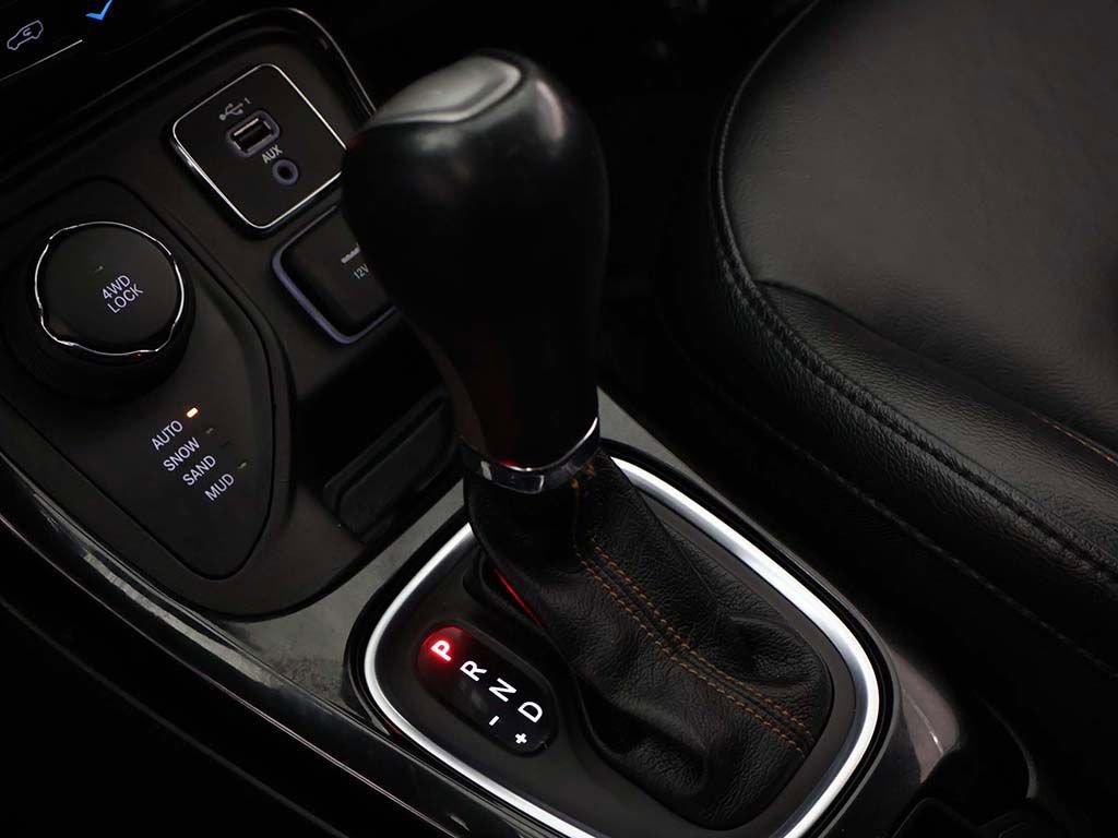 Used 2020 Jeep Compass Limited image 46