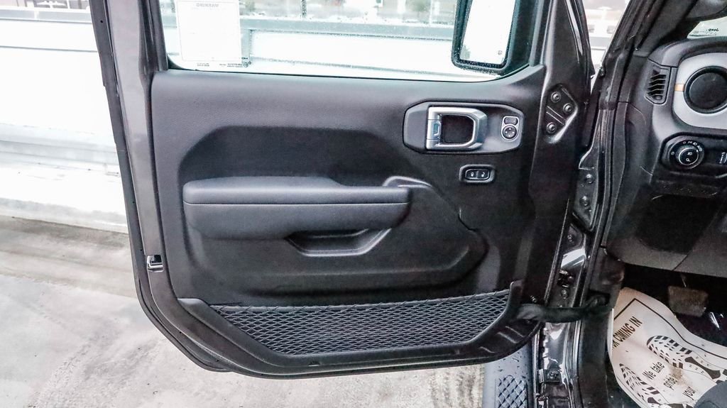 New 2026 Jeep Gladiator Sport image 25