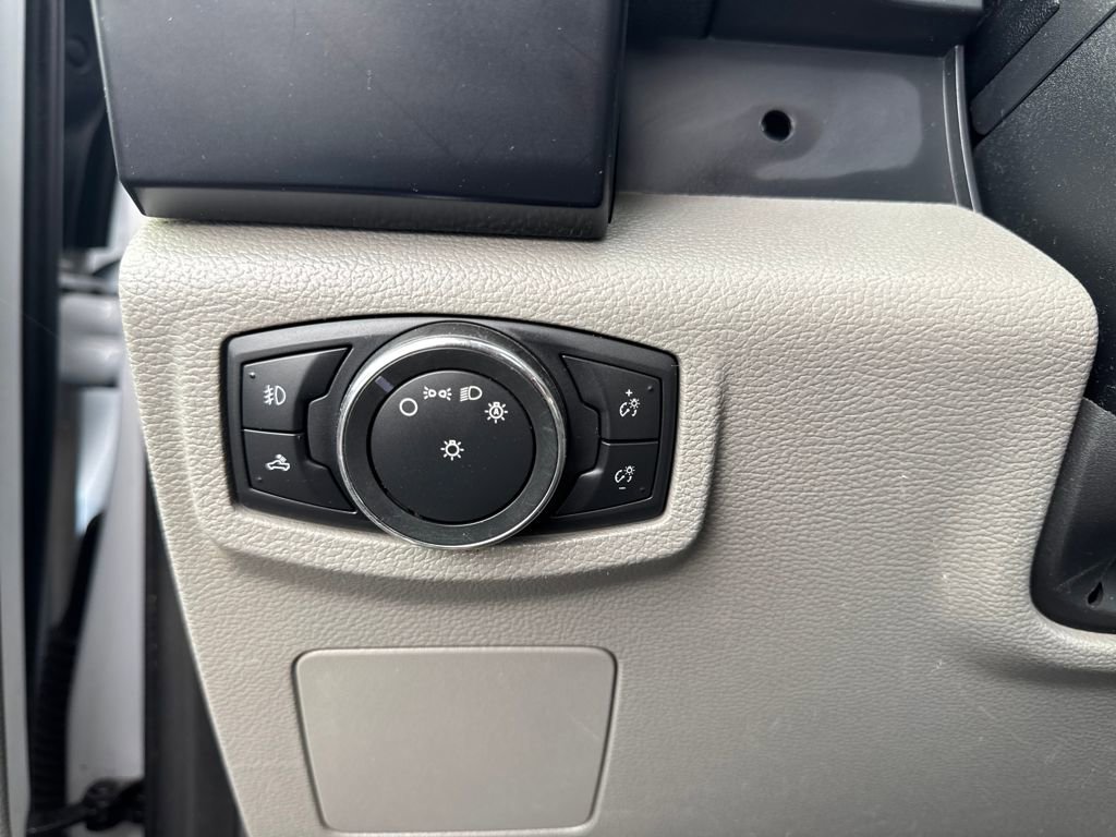 Used 2016 Ford F150 XL w/ Equipment Group 101A Mid AWD/4WD image 35