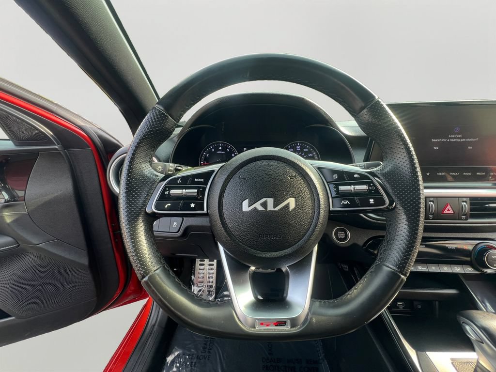 Used 2023 Kia Forte GT-Line w/ GT-Line Technology Package FWD image 12