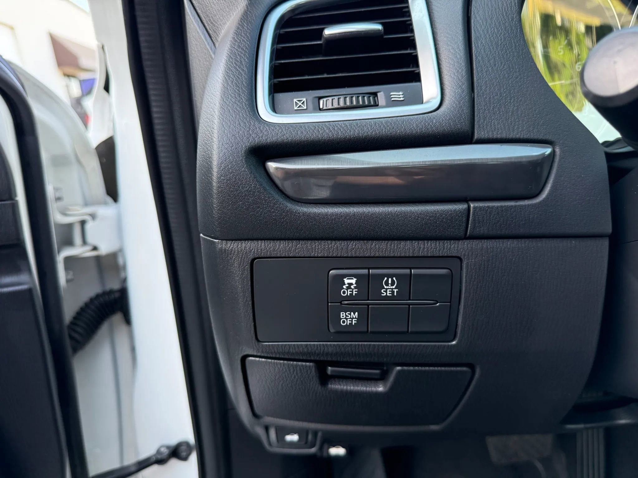Used 2014 MAZDA MAZDA6 Touring image 40