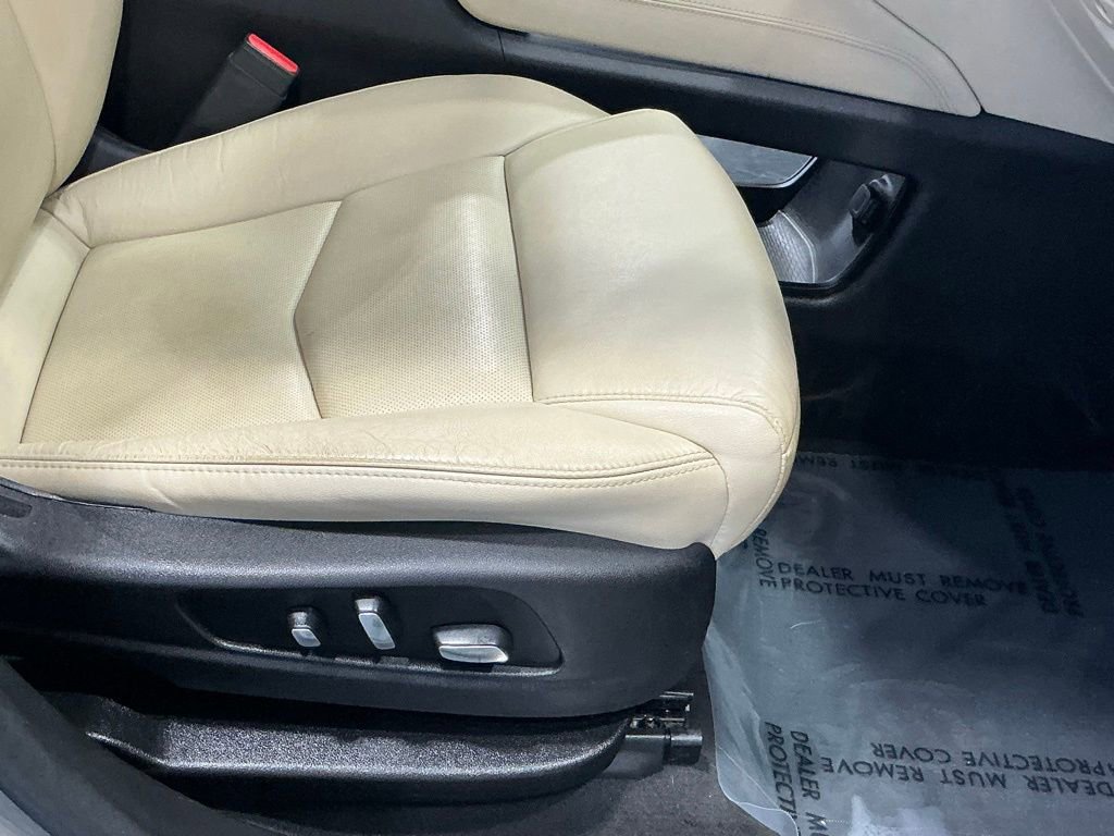 Used 2019 Cadillac XT5 Premium Luxury FWD image 17