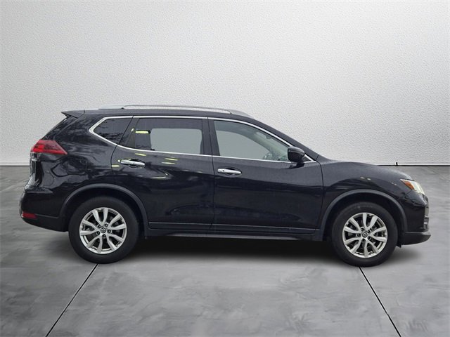 Used 2020 Nissan Rogue SV image 5