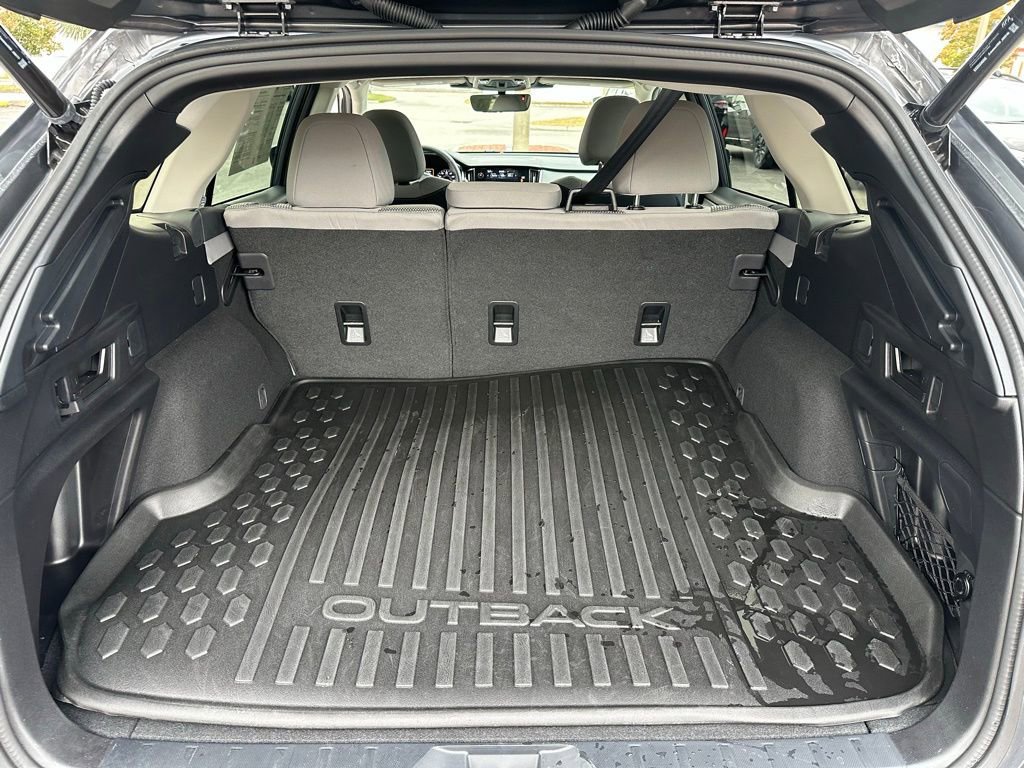 Used 2023 Subaru Outback Premium w/ Tech Package 1 image 7