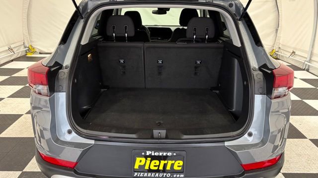 Used 2025 Chevrolet TrailBlazer LT image 4