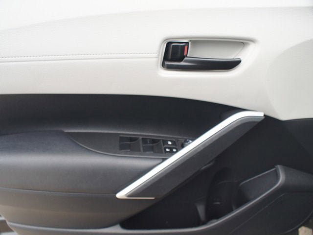 Used 2023 Toyota Corolla Cross LE FWD image 26