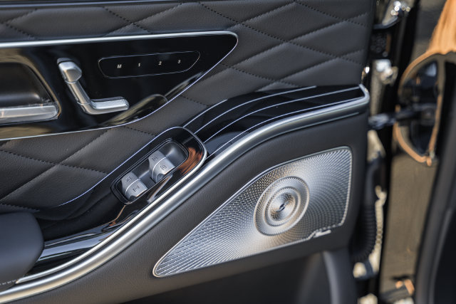 New 2027 Mercedes-Benz S 580 4MATIC Sedan image 36