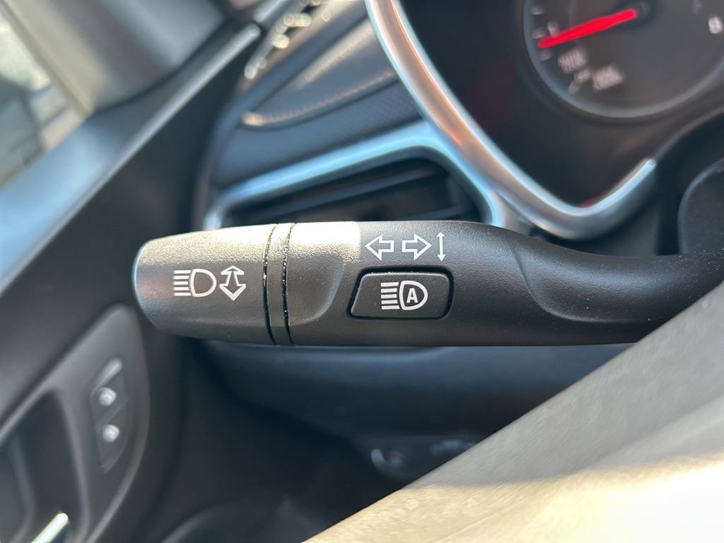 Used 2019 Chevrolet Equinox Premier image 22