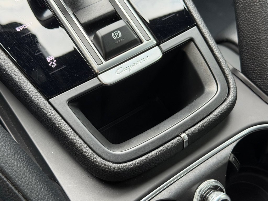 Used 2023 Porsche Cayenne AWD/4WD image 50