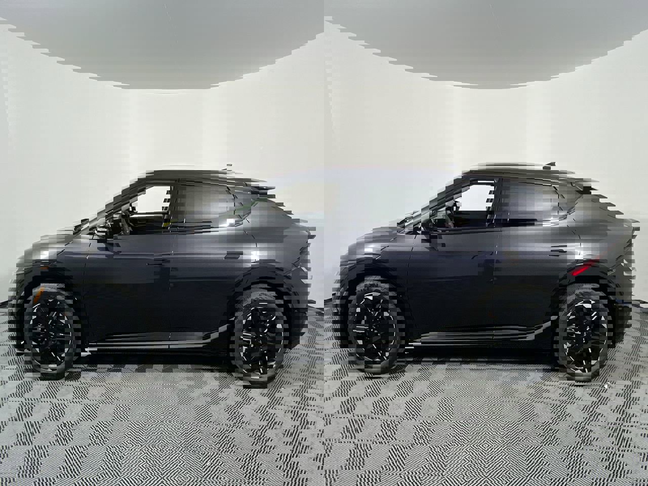 New 2025 Kia EV6 Wind image 8