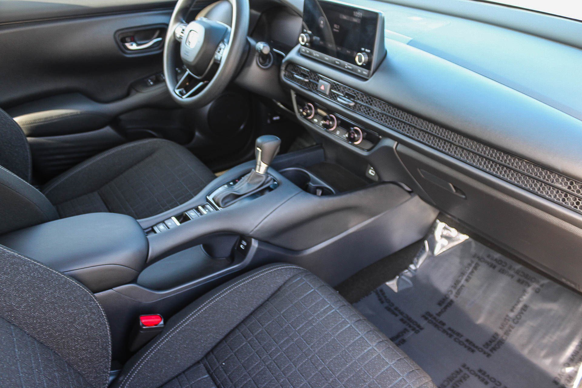 Certified 2024 Honda HR-V LX image 17