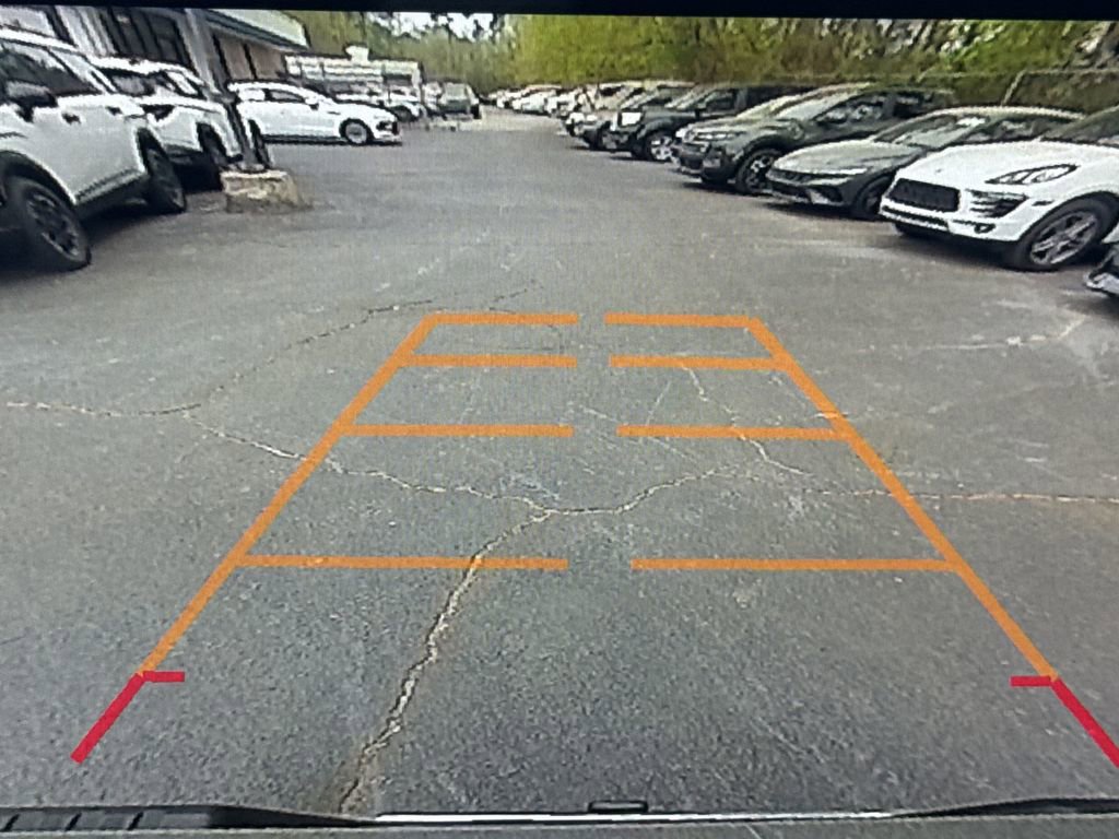 Used 2025 Chevrolet Silverado 1500 LT image 29