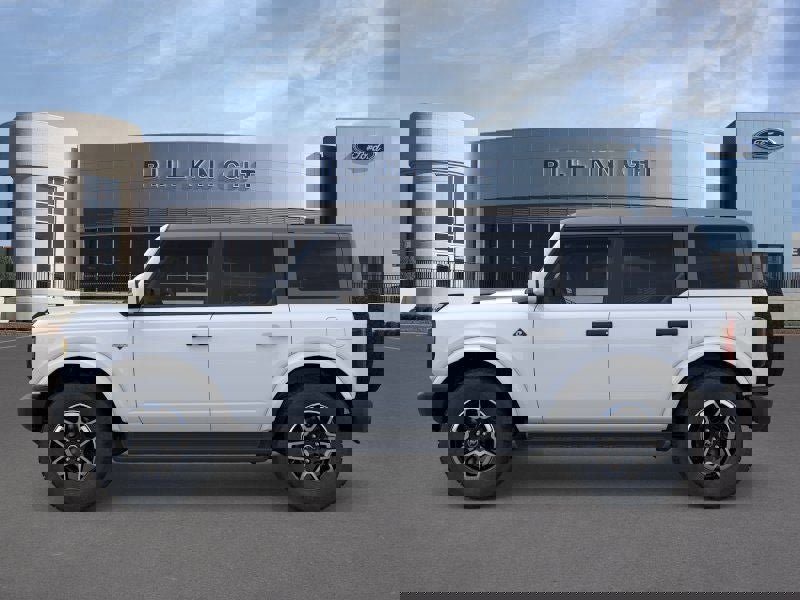 New 2026 Ford Bronco Outer Banks image 4
