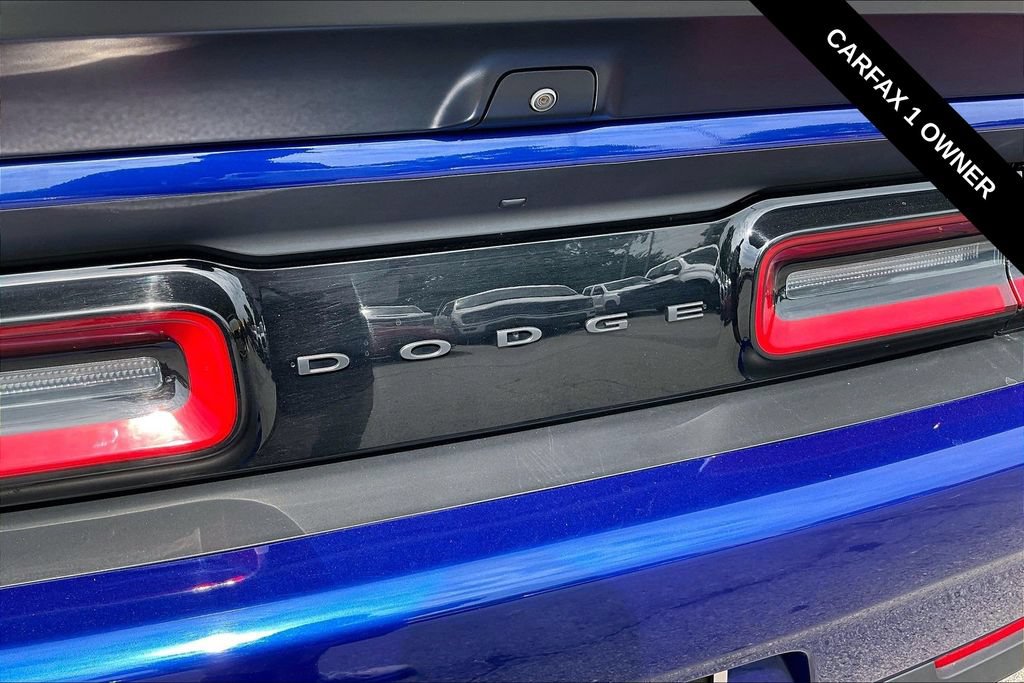 Used 2022 Dodge Challenger SRT Hellcat w/ SRT Black Package RWD image 23