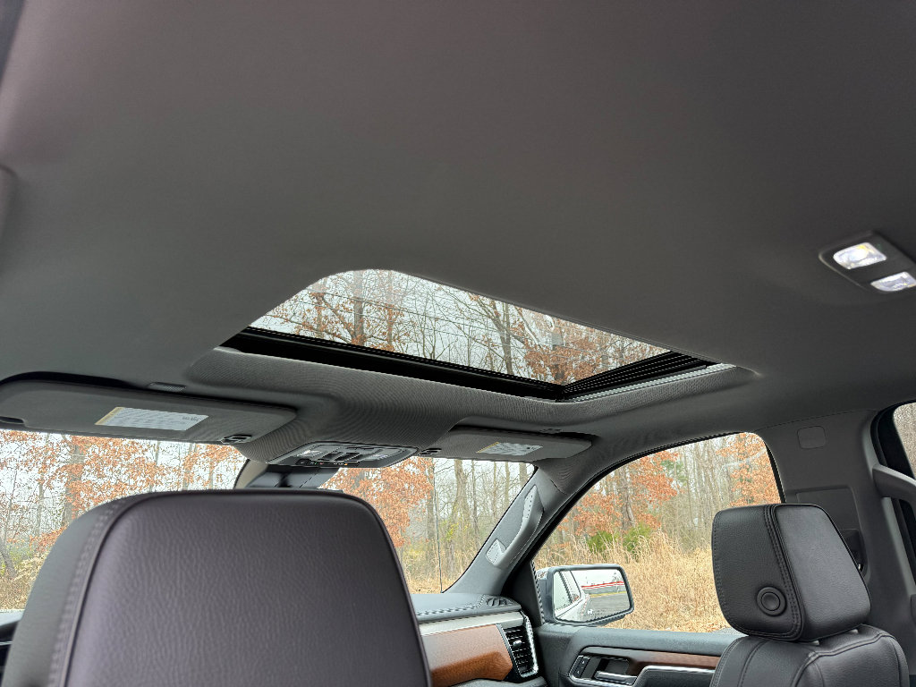 Used 2024 GMC Sierra 1500 Denali w/ Denali Reserve Package image 5