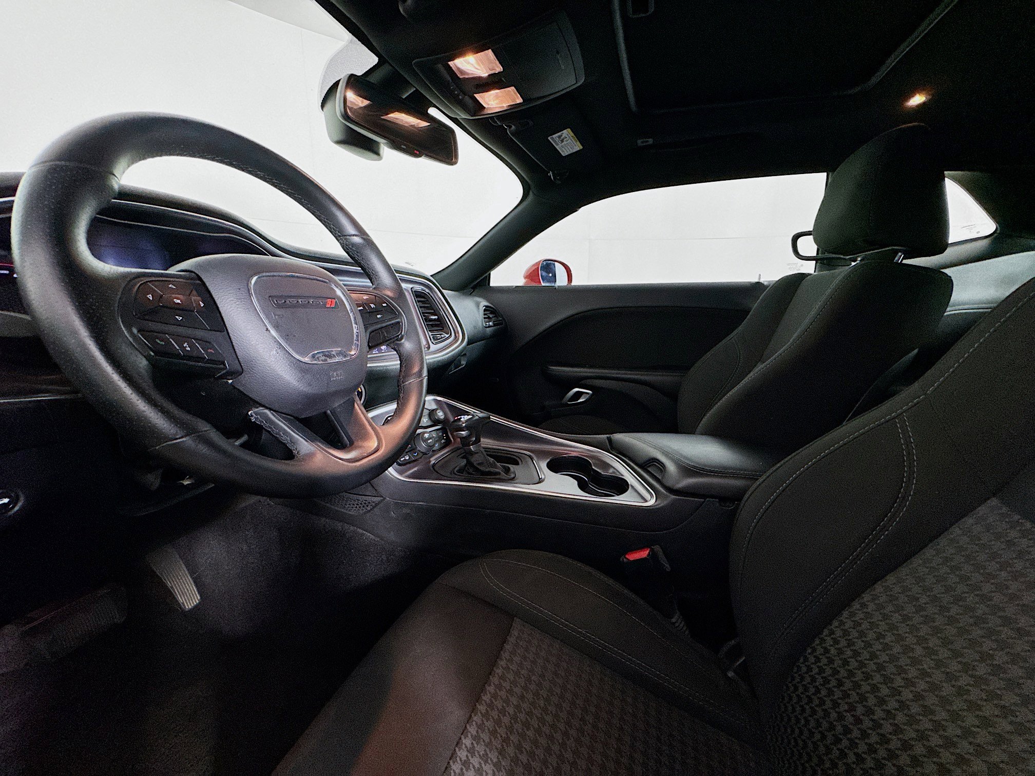 Used 2018 Dodge Challenger SXT w/ Blacktop Package image 21