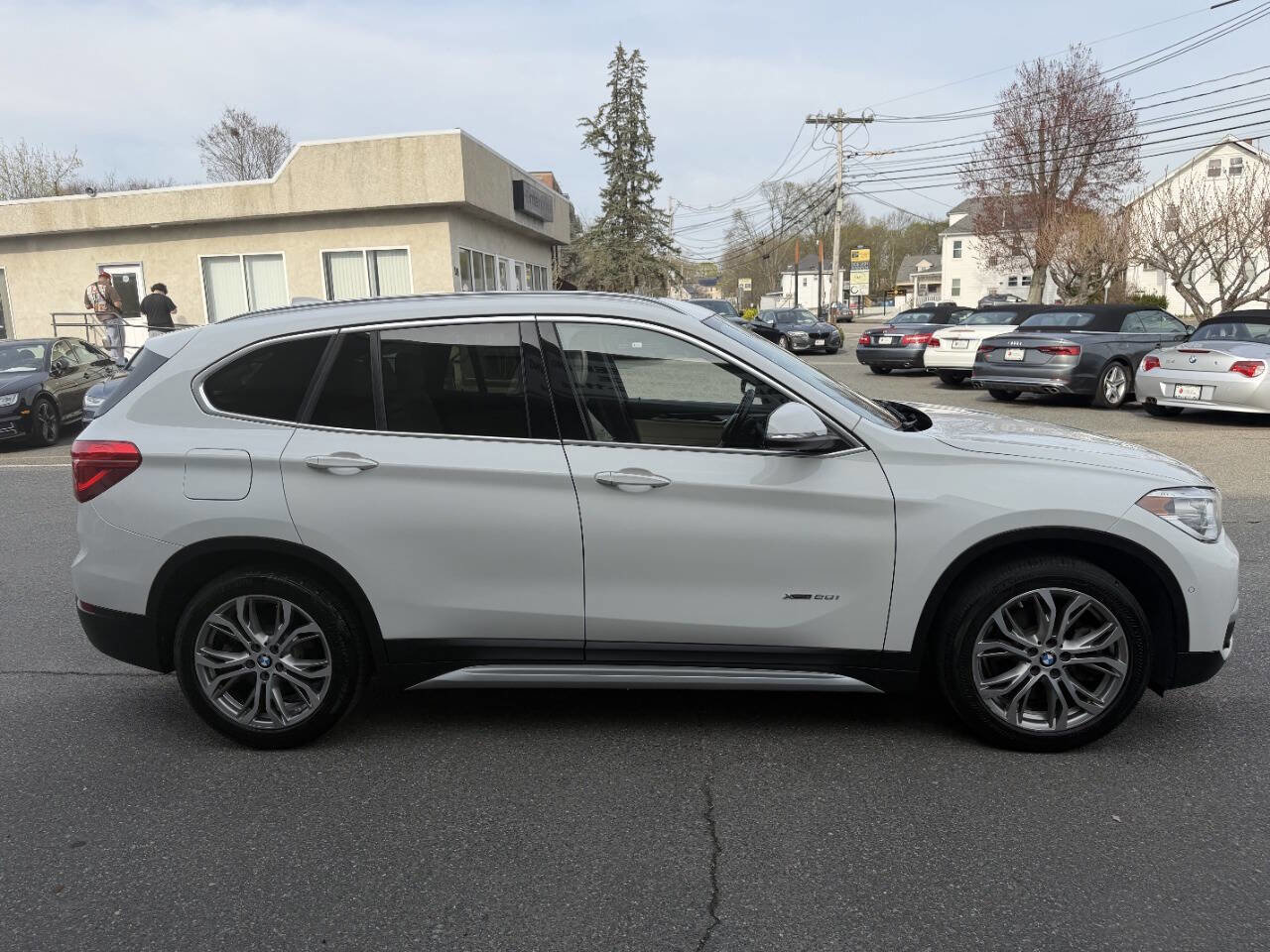 Used 2017 BMW X1 xDrive28i AWD/4WD image 10