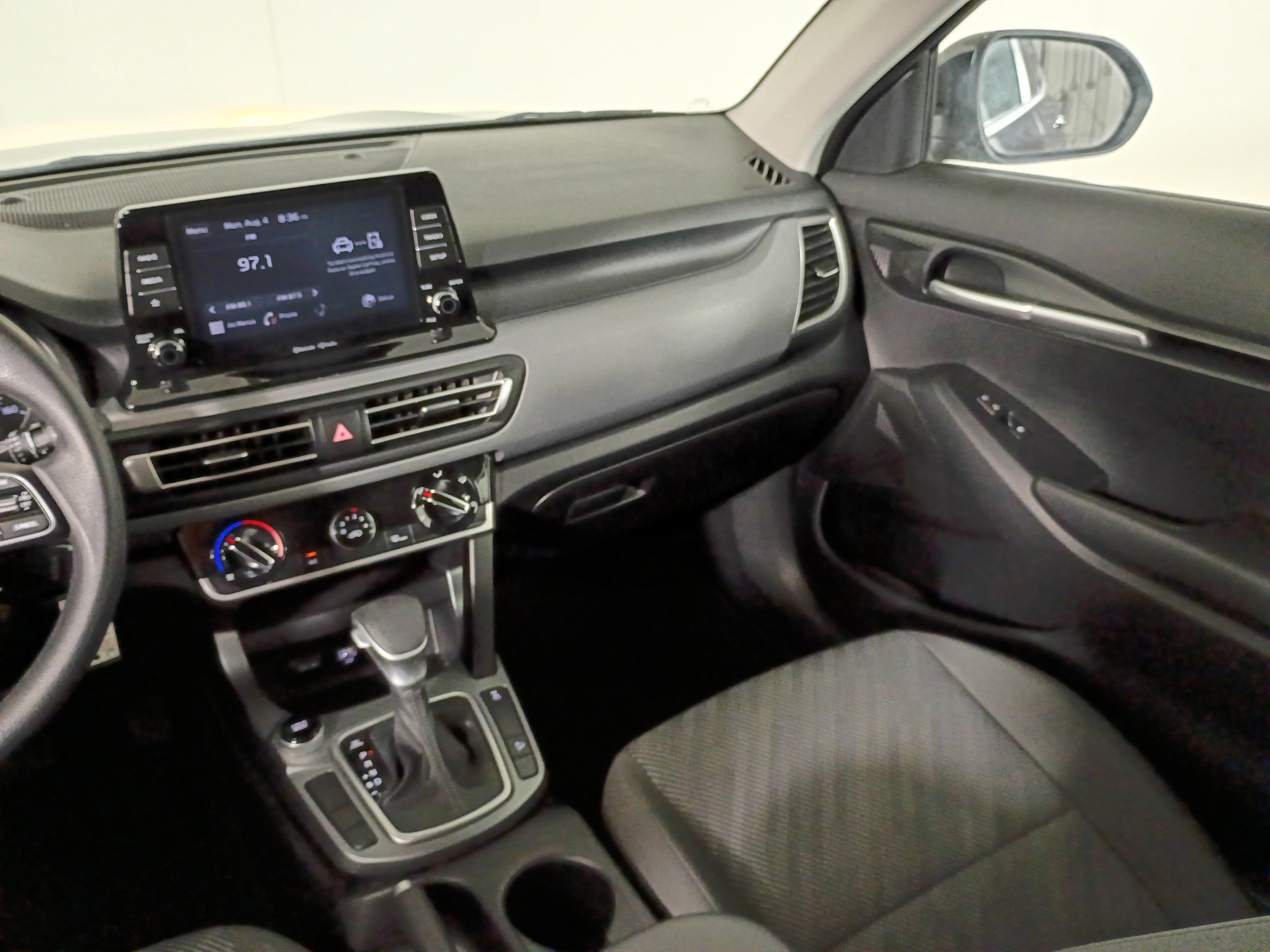 Certified 2023 Kia Seltos LX image 34
