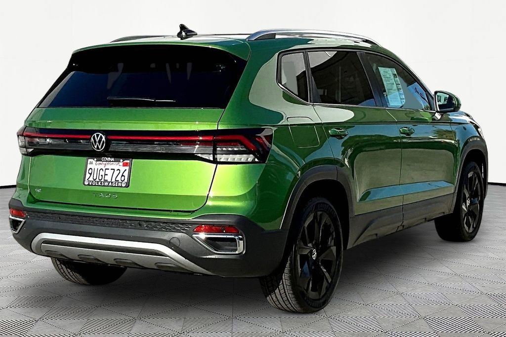 Used 2025 Volkswagen Taos SE image 6
