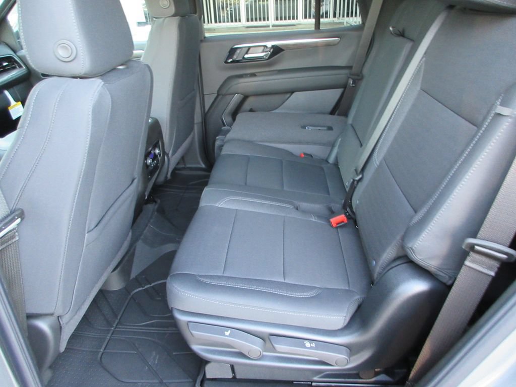 New 2026 Chevrolet Tahoe LS w/ LS Custom Edition AWD/4WD image 13