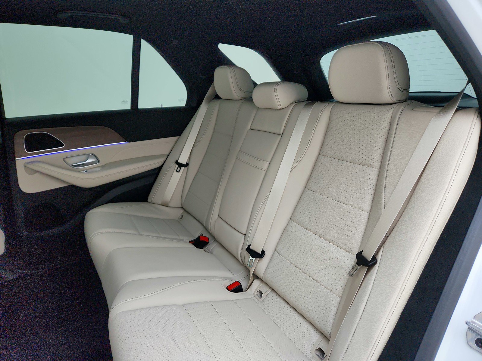 Certified 2025 Mercedes-Benz GLE 350 4MATIC image 22