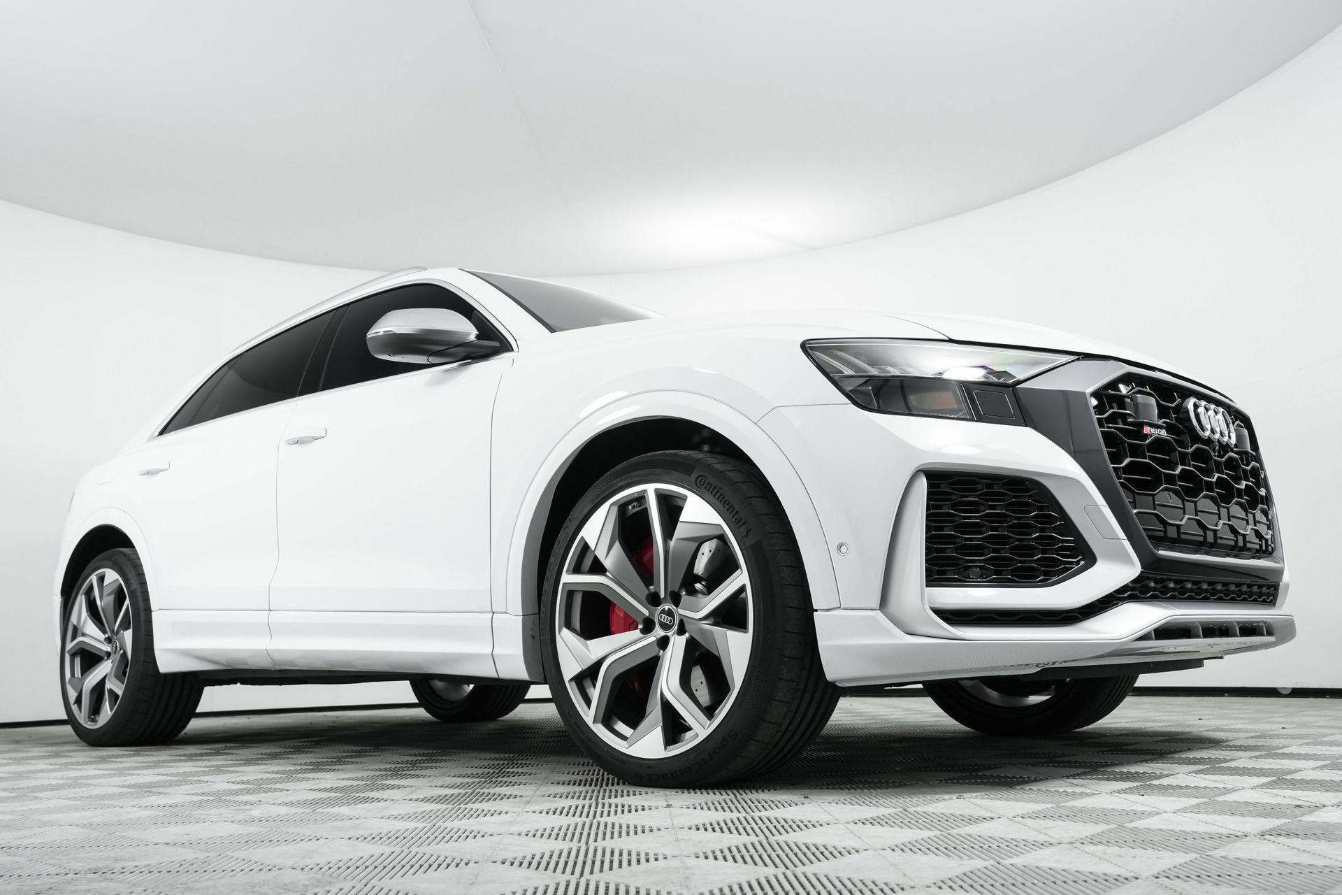 Used 2024 Audi RS Q8 AWD/4WD image 98