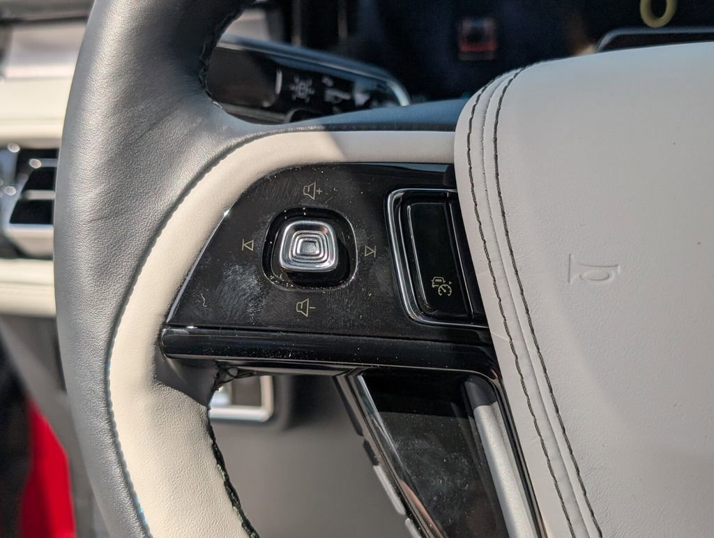 New 2026 Lincoln Aviator 2WD image 21