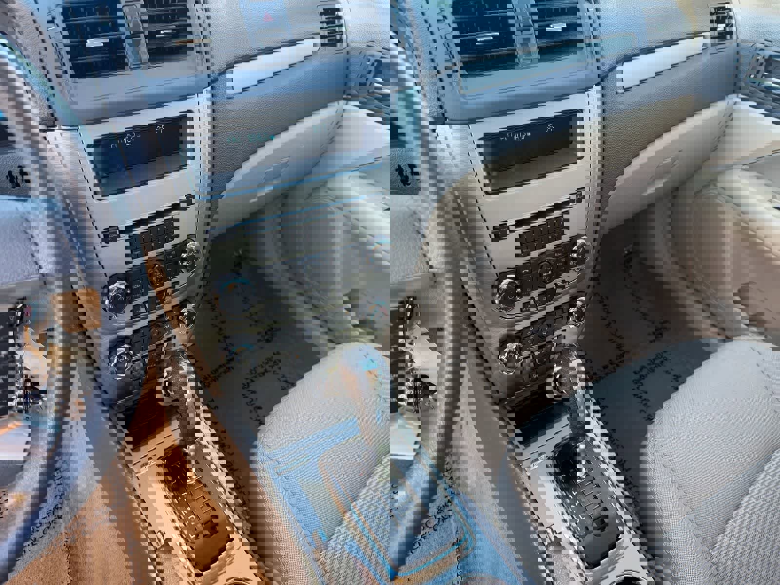 Used 2011 Ford Fusion SE w/ 201A Rapid Spec Order Code image 25