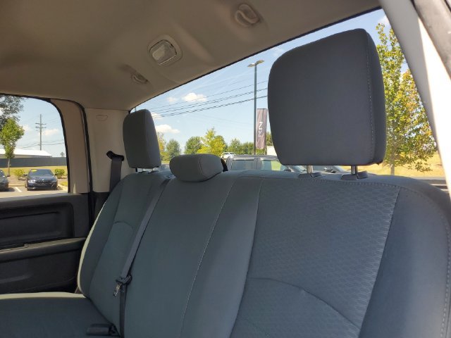 Used 2019 RAM 1500 Express w/ Express Value Package AWD/4WD image 16