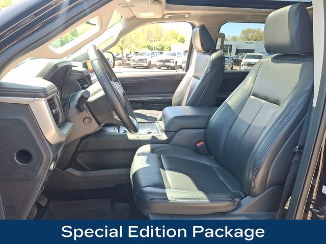 Used 2022 Ford Expedition Max XLT AWD/4WD image 2
