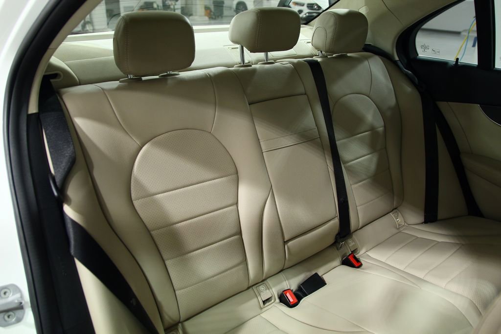 Used 2017 Mercedes-Benz C 300 4MATIC Sedan image 26