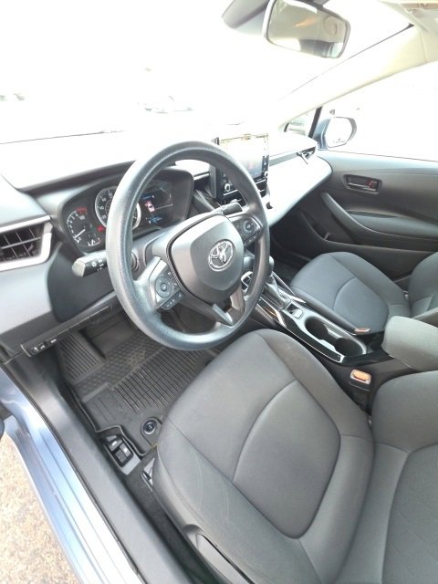 Used 2022 Toyota Corolla LE image 12