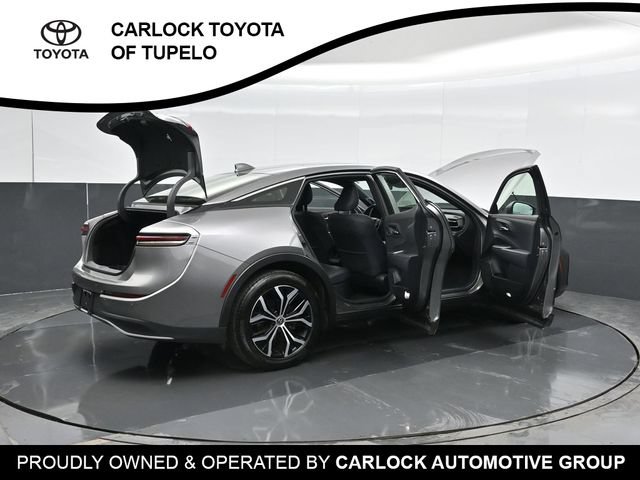 Used 2023 Toyota Crown AWD/4WD image 51