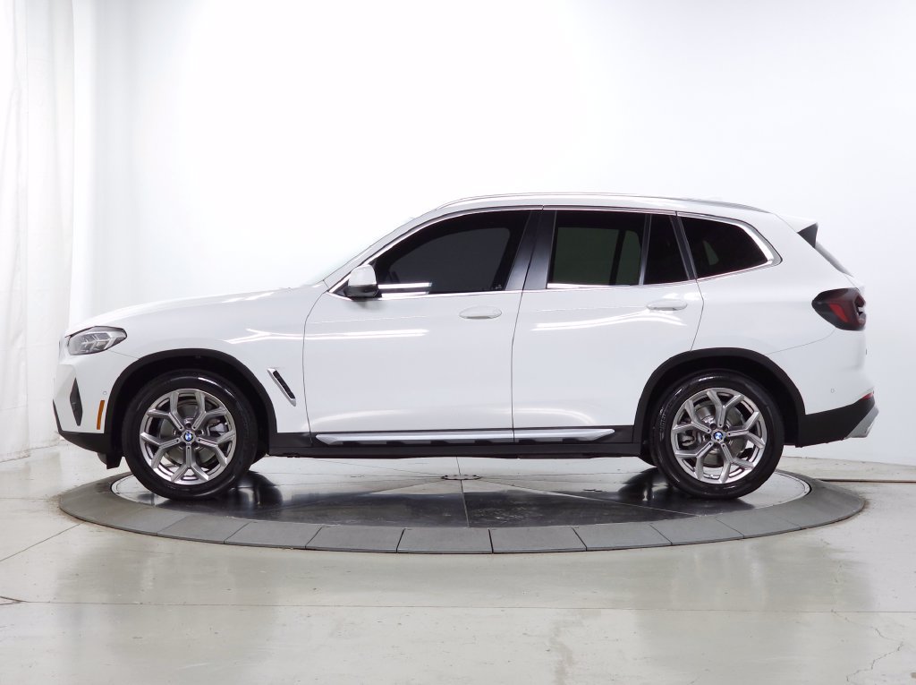 Used 2024 BMW X3 xDrive30i w/ Premium Package w/ZPA AWD/4WD image 5