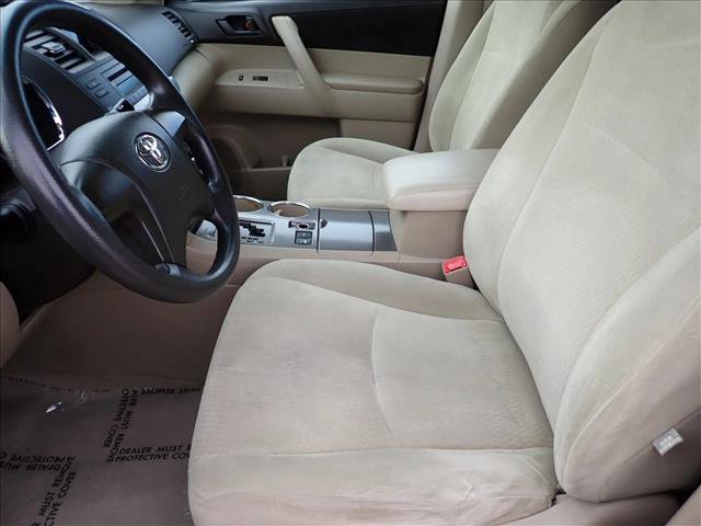 Used 2010 Toyota Highlander 4WD image 11