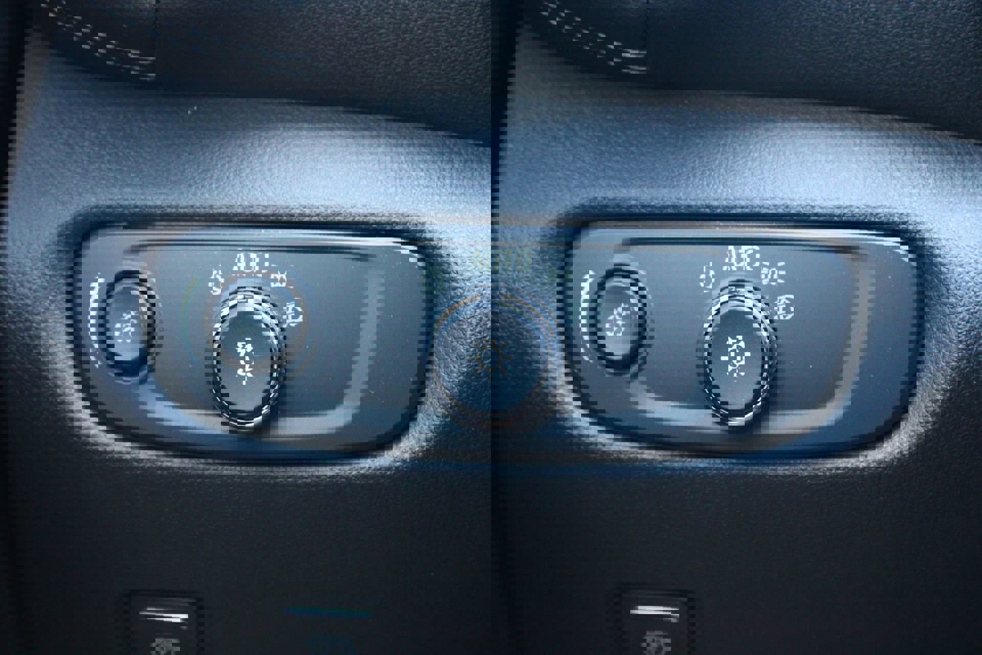 Used 2024 Chevrolet Blazer LT w/ Convenience Package image 25