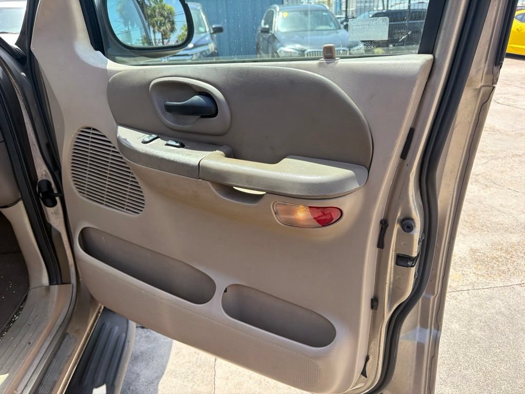 Used 2002 Ford F150 XL RWD image 14