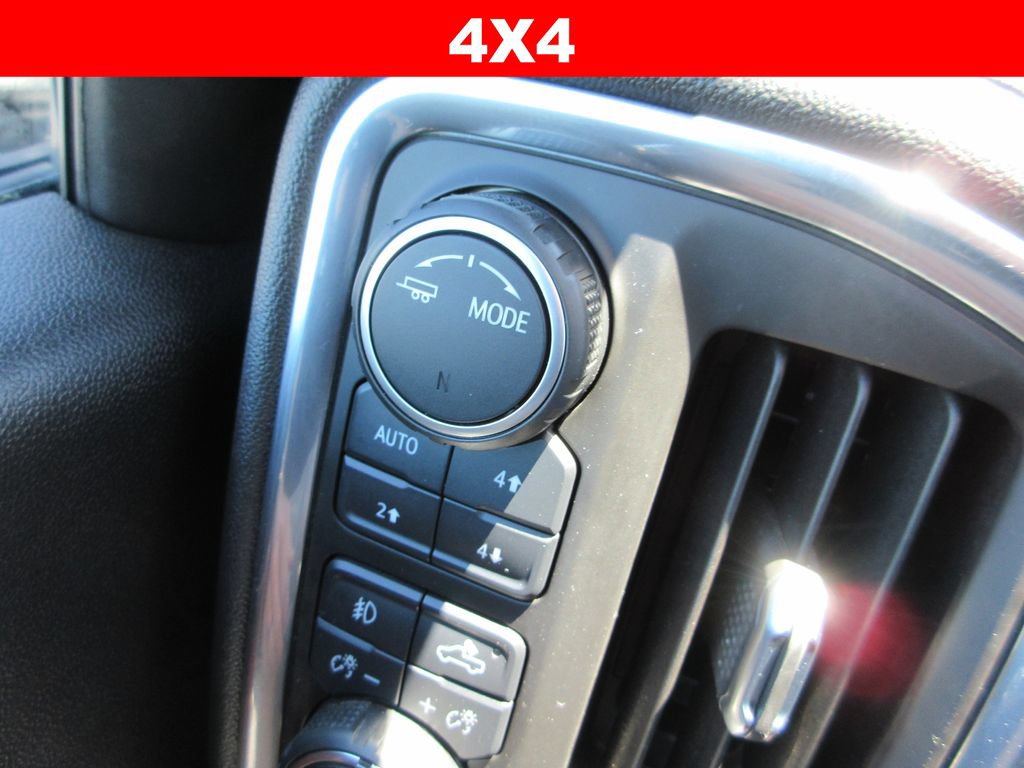 Certified 2021 Chevrolet Silverado 1500 LTZ AWD/4WD image 33