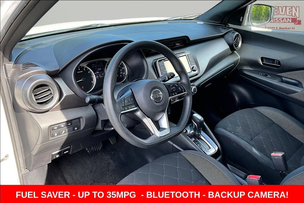 Used 2020 Nissan Kicks S FWD image 17