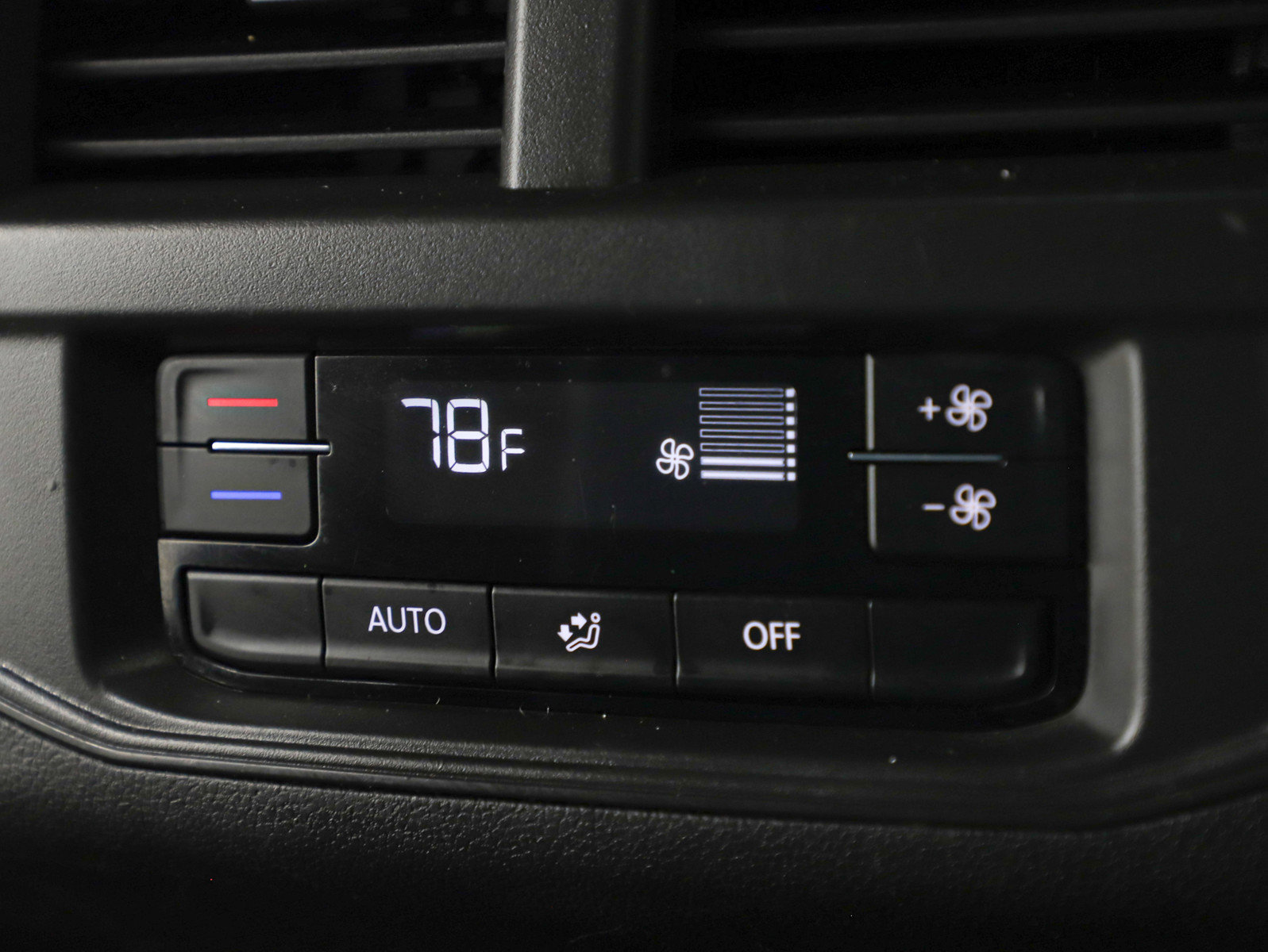 Used 2021 Volkswagen Atlas SE w/ Panoramic Sunroof Package image 24