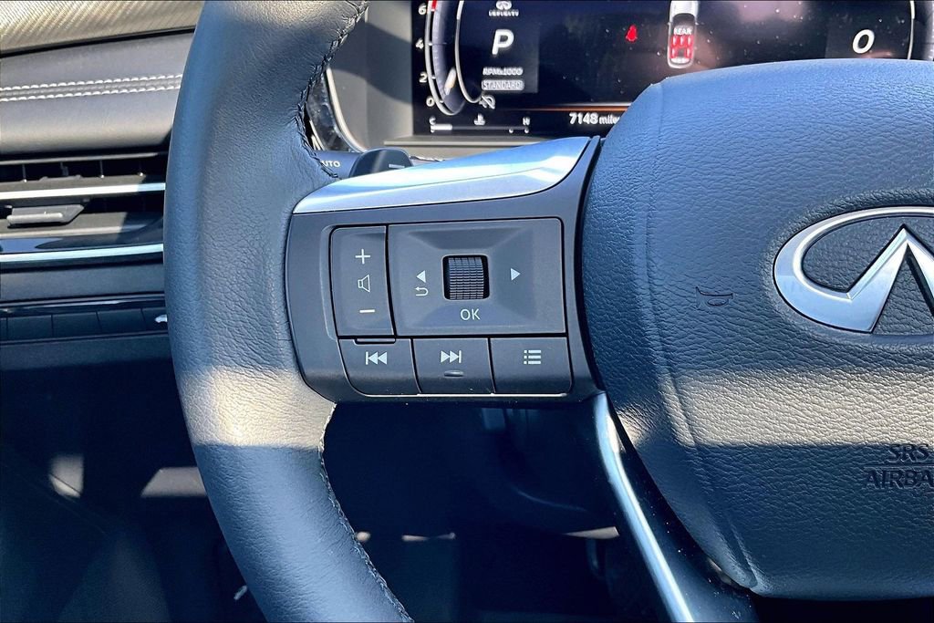 Certified 2025 INFINITI QX60 Luxe image 26